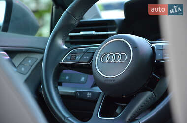 Седан Audi A3 2022 в 