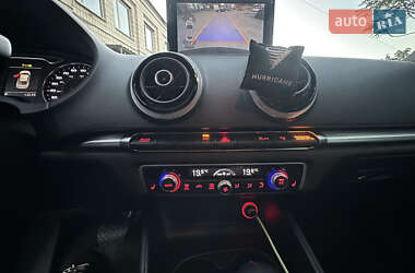 Седан Audi A3 2014 в 