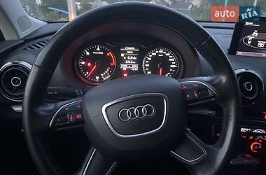 Хэтчбек Audi A3 2014 в 