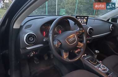 Хэтчбек Audi A3 2014 в 