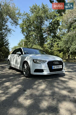 Седан Audi A3 2017 в 