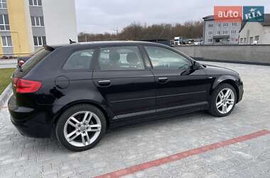Хэтчбек Audi A3 2010 в 