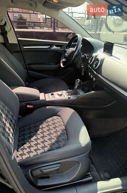 Седан Audi A3 2014 в 