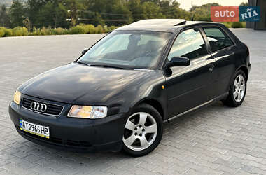 Хэтчбек Audi A3 1998 в 