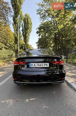 Седан Audi A3 2018 в 