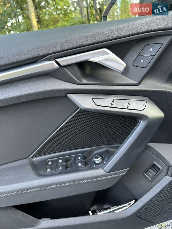 Седан Audi A3 2022 в Львові