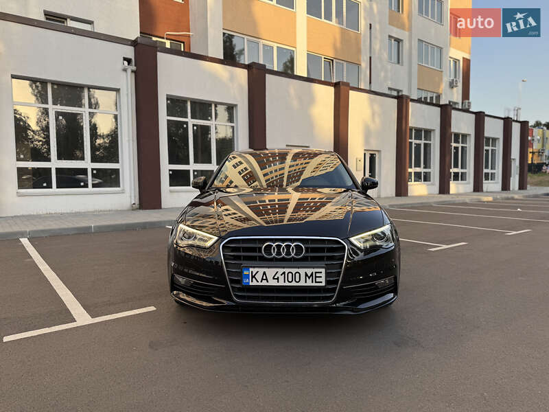 Седан Audi A3 2015 в Києві