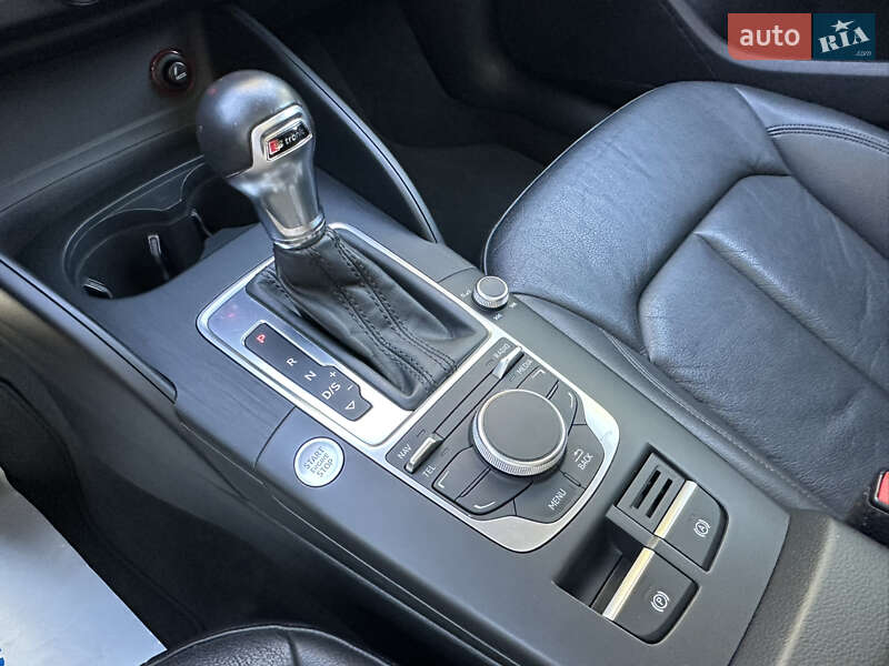 Хэтчбек Audi A3 2015 в Одессе