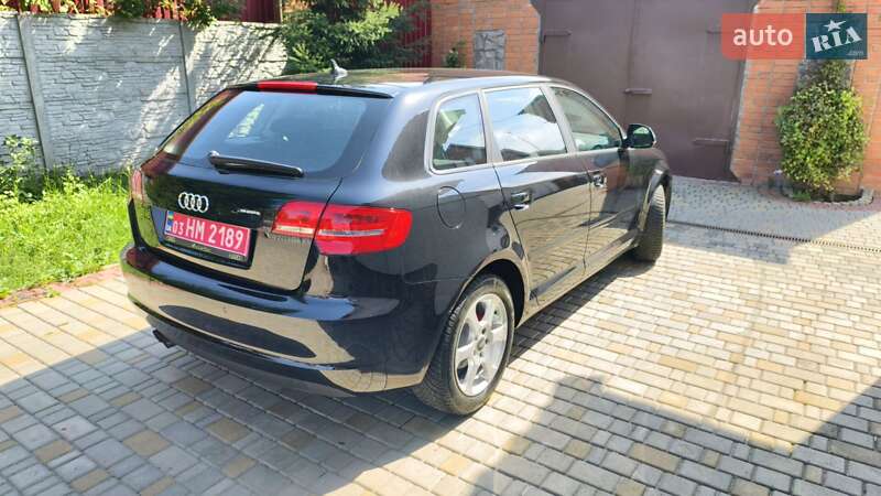 Хэтчбек Audi A3 2010 в Полтаве