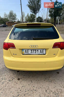 Хэтчбек Audi A3 2005 в  фото 5 Хэтчбек Audi A3 2005 в