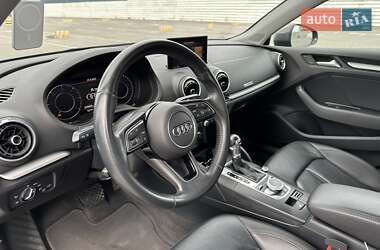 Хэтчбек Audi A3 2019 в 