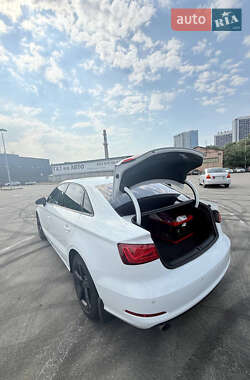 Седан Audi A3 2015 в 