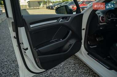 Седан Audi A3 2015 в 