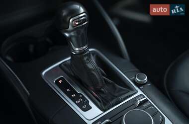Седан Audi A3 2015 в 