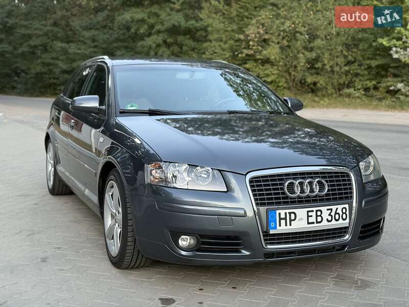 Хетчбек Audi A3 2008 в 