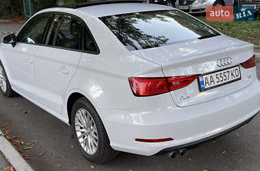 Седан Audi A3 2016 в 