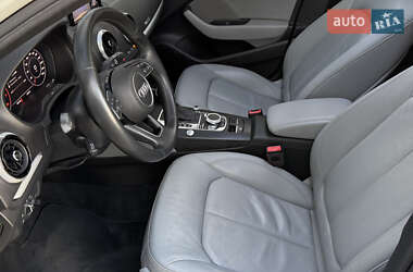 Седан Audi A3 2018 в 