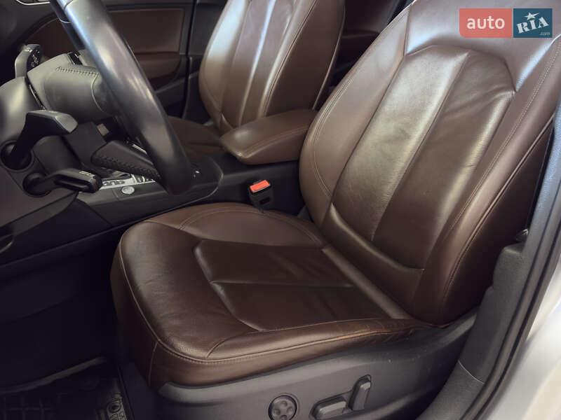 Седан Audi A3 2018 в Николаеве