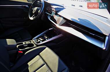 Седан Audi A3 2022 в 