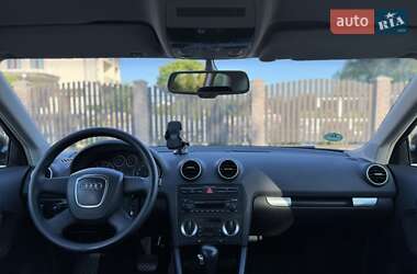 Хэтчбек Audi A3 2007 в 