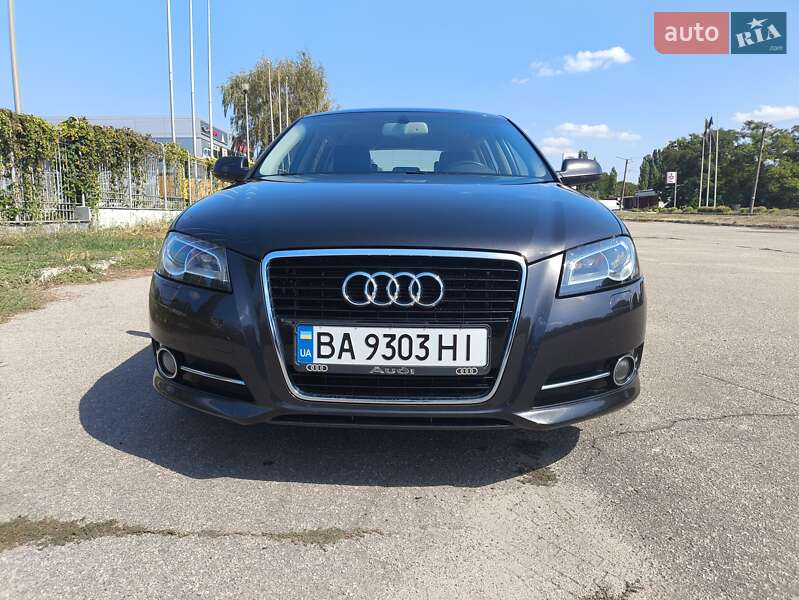 Хетчбек Audi A3 2011 в Кропивницькому