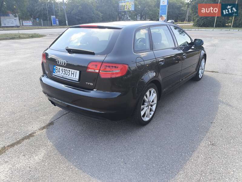Хетчбек Audi A3 2011 в Кропивницькому