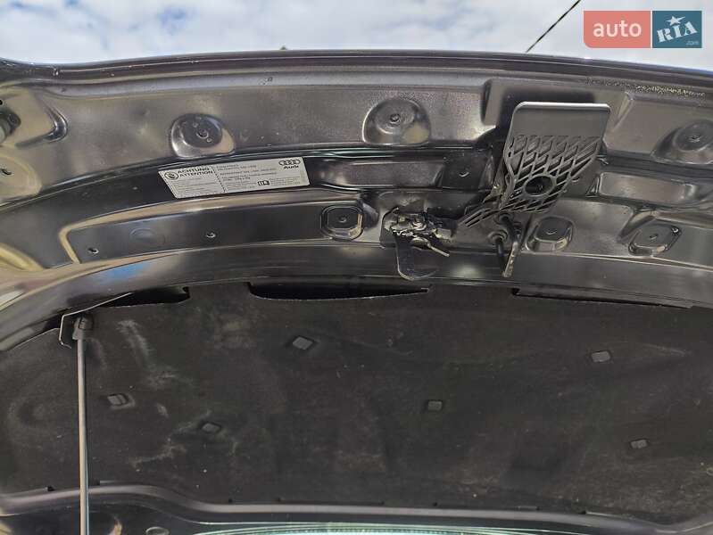 Хетчбек Audi A3 2011 в Кропивницькому