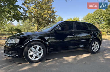 Хэтчбек Audi A3 2009 в 