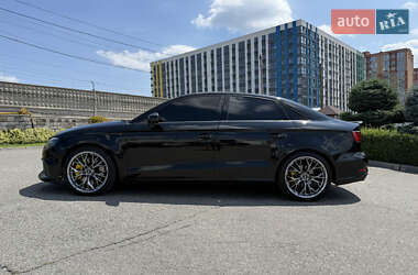 Седан Audi A3 2016 в 