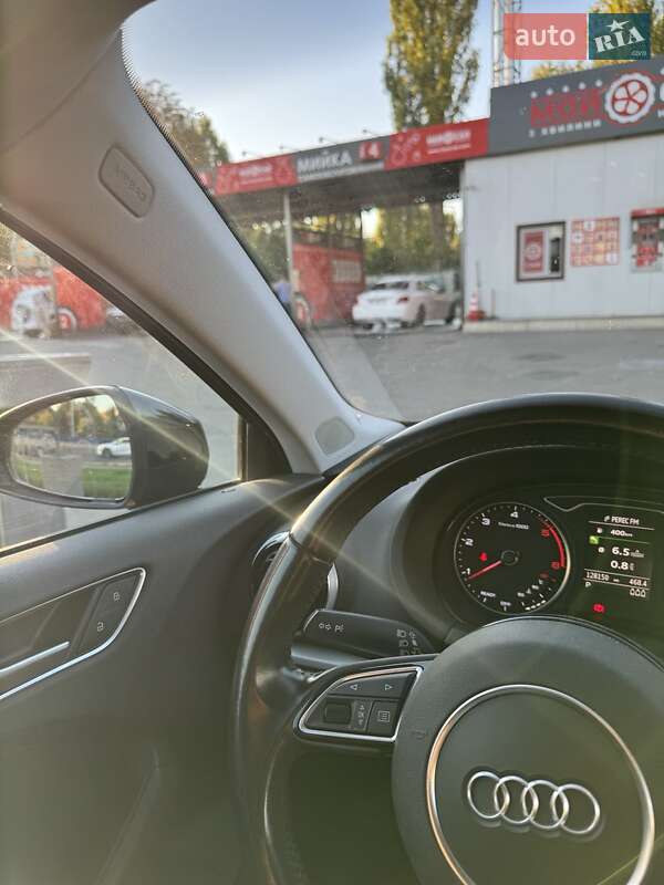 Седан Audi A3 2015 в Киеве