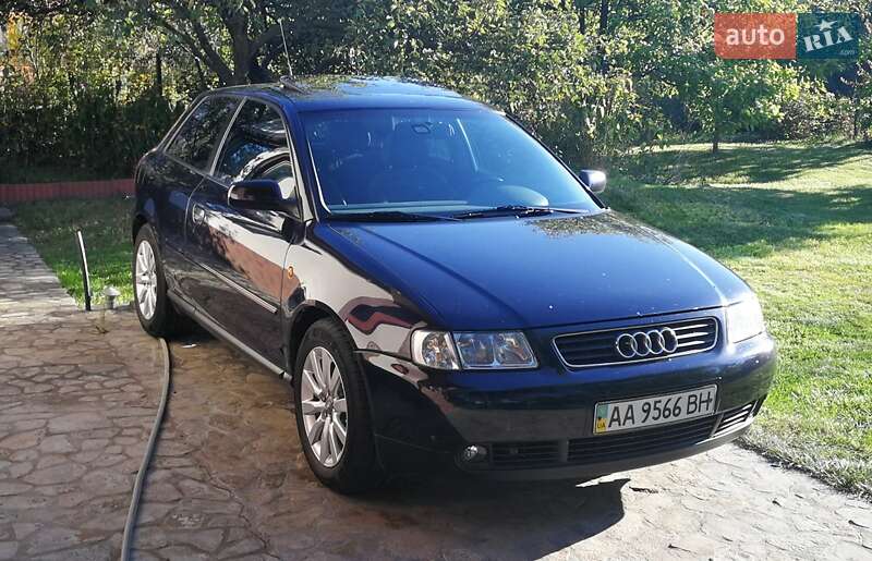Хэтчбек Audi A3 1998 в Киеве
