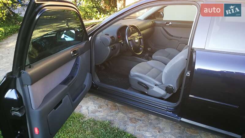 Хэтчбек Audi A3 1998 в Киеве