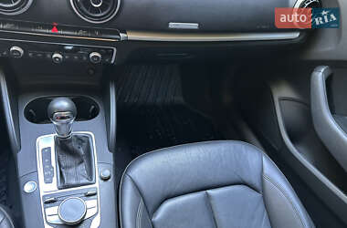 Седан Audi A3 2016 в 