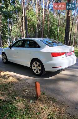 Седан Audi A3 2016 в 
