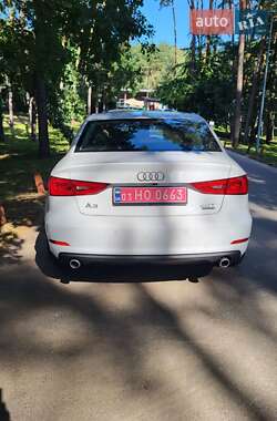Седан Audi A3 2016 в 