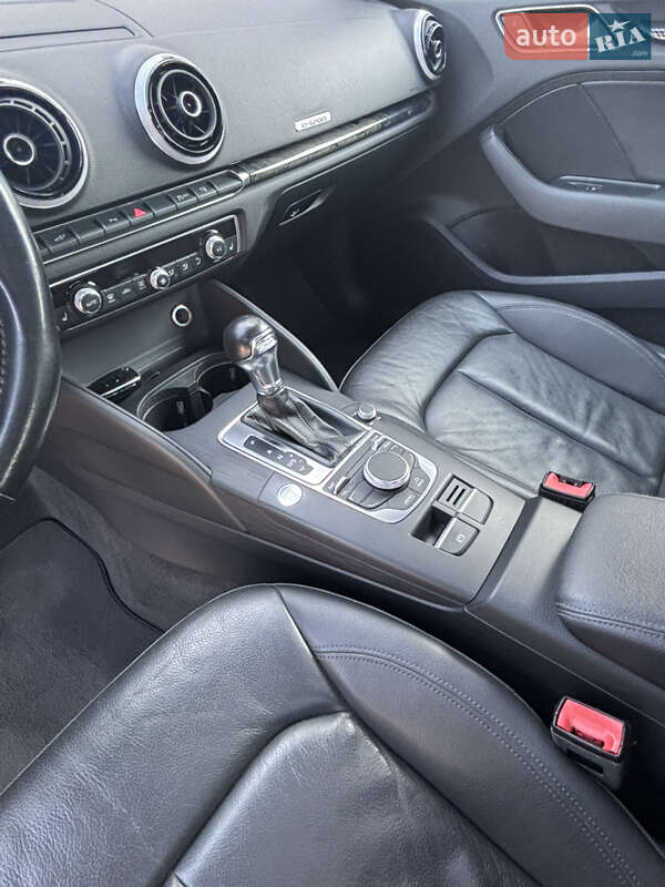 Хэтчбек Audi A3 2016 в Луцке фото 30 Хэтчбек Audi A3 2016 в Луцке