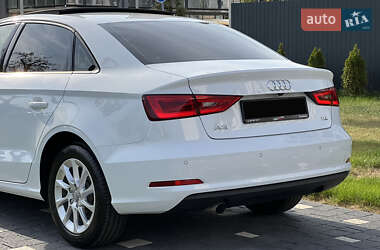 Седан Audi A3 2015 в 