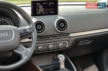 Седан Audi A3 2015 в 