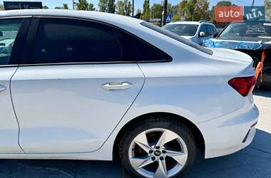Седан Audi A3 2021 в 
