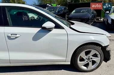 Седан Audi A3 2021 в 
