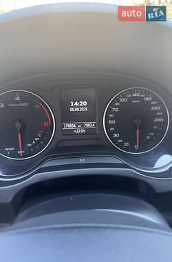 Седан Audi A3 2016 в 