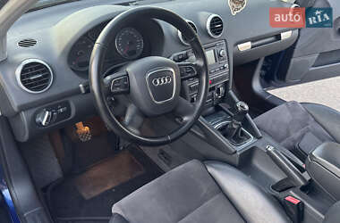 Хетчбек Audi A3 2011 в 