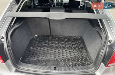Хэтчбек Audi A3 2007 в 