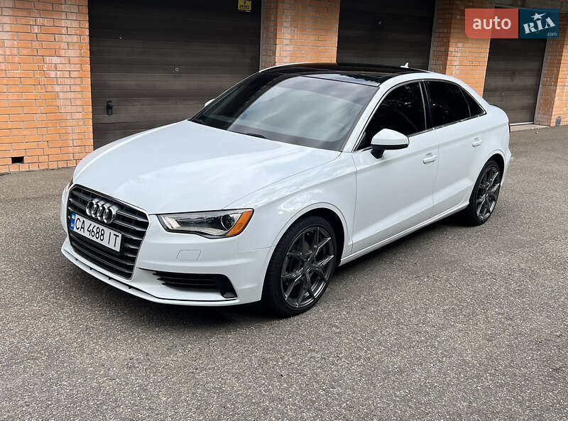 Седан Audi A3 2014 в Смілі