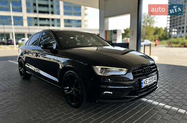 Седан Audi A3 2016 в 