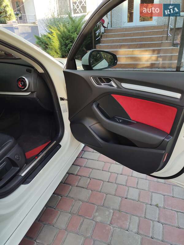 Седан Audi A3 2014 в Одессе