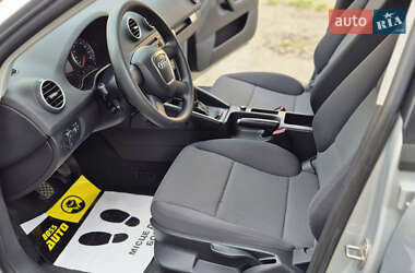 Хэтчбек Audi A3 2007 в 