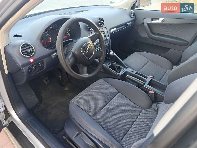 Хэтчбек Audi A3 2007 в Староконстантинове