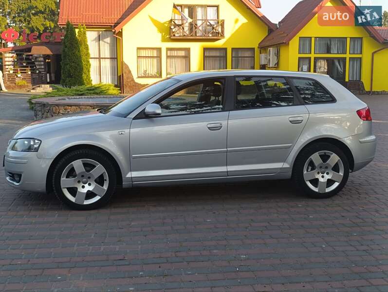 Хэтчбек Audi A3 2007 в Староконстантинове