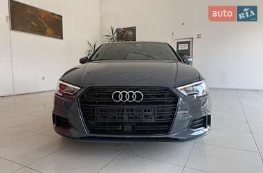 Седан Audi A3 2019 в 